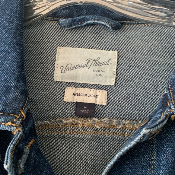 Universal Thread Jean Jacket - Picture 2 of 3
